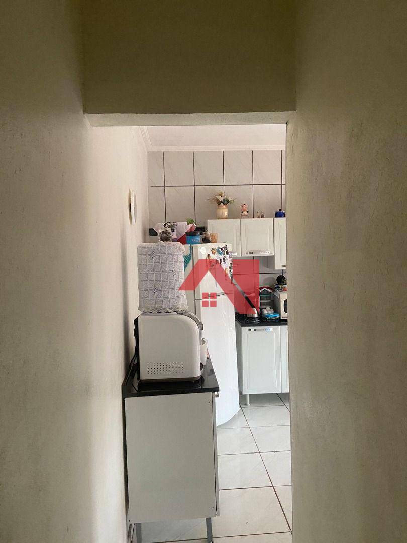 Casa à venda com 2 quartos, 90m² - Foto 10