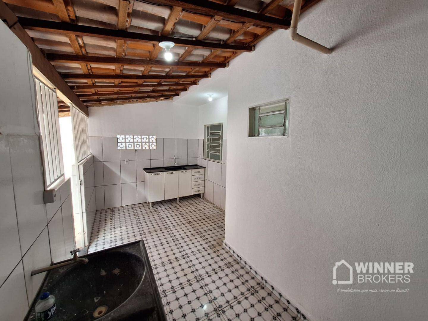 Casa à venda com 3 quartos, 180m² - Foto 17