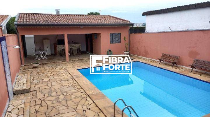 Casa, 3 quartos, 366 m² - Foto 1