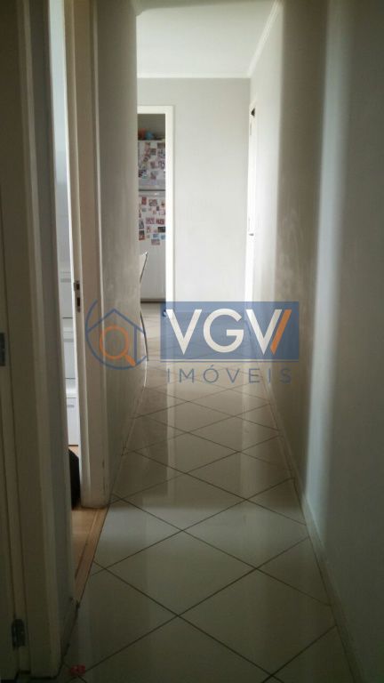 Apartamento à venda com 2 quartos, 55m² - Foto 8