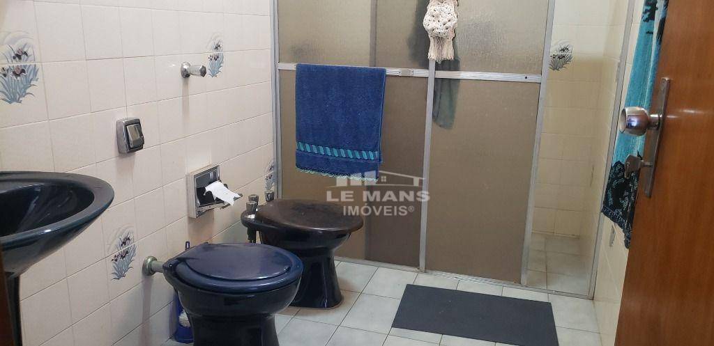 Casa à venda com 3 quartos, 186m² - Foto 12