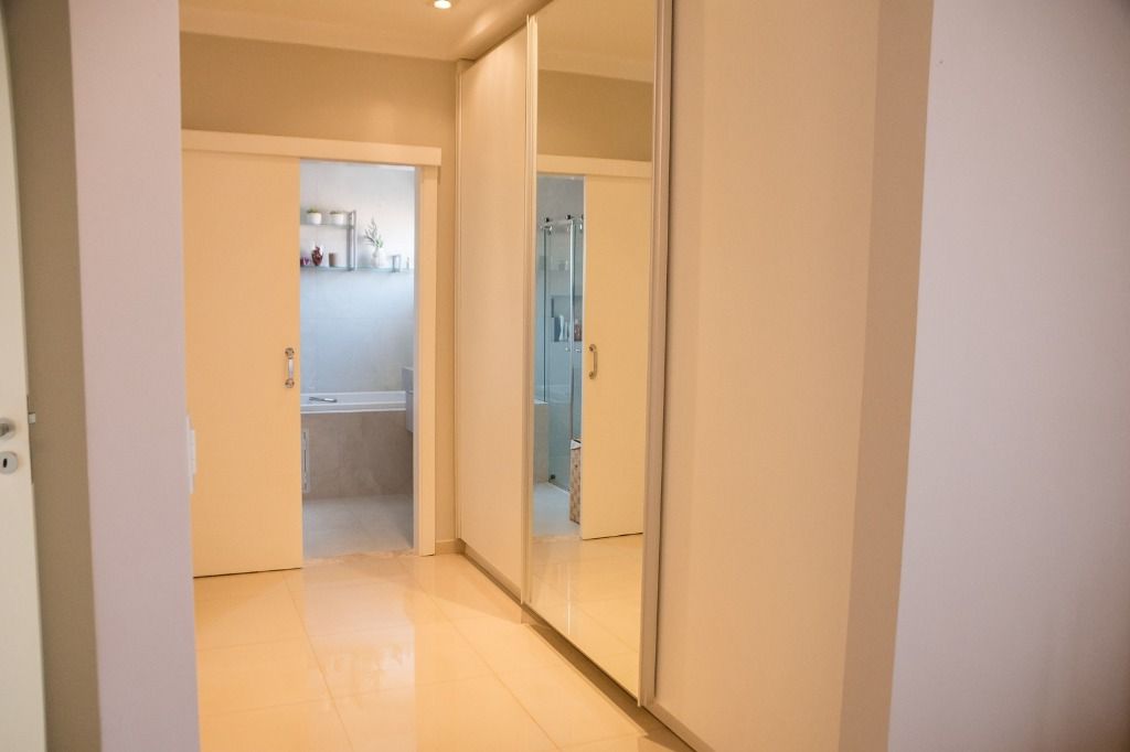 Casa de Condomínio à venda com 4 quartos, 300m² - Foto 8