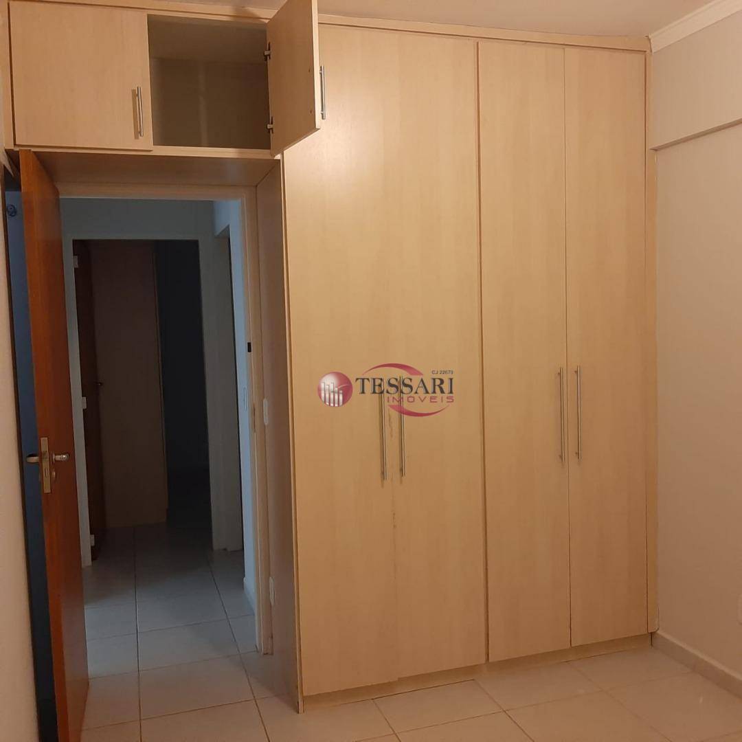 Apartamento para alugar com 2 quartos, 70m² - Foto 9