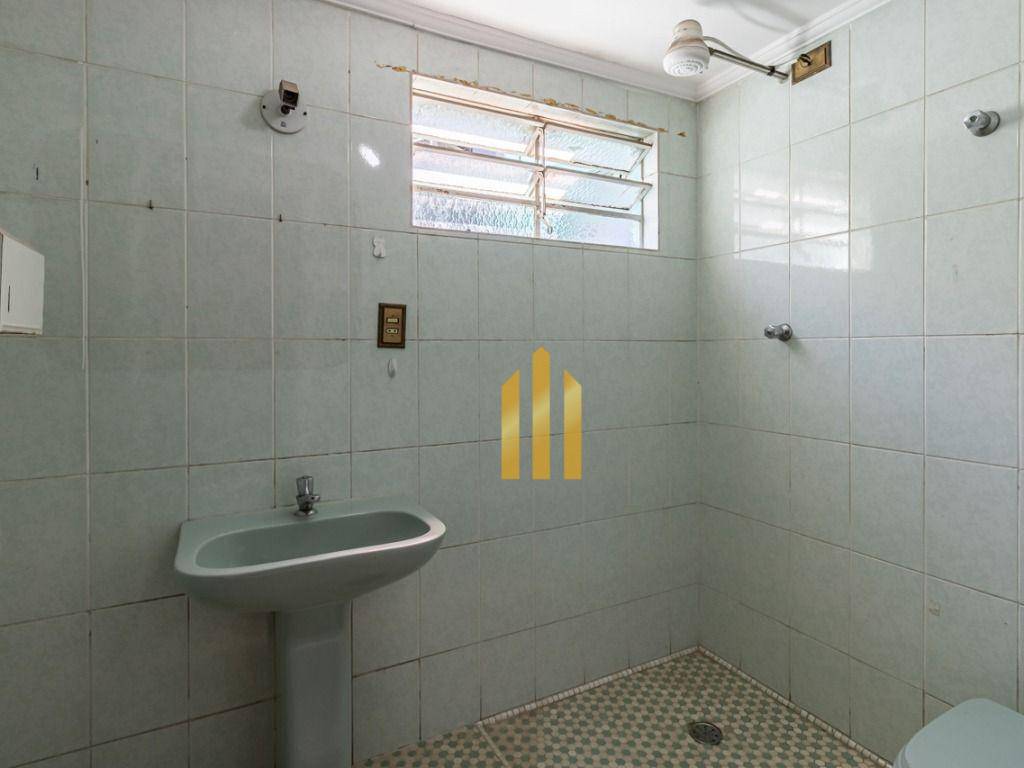 Sobrado à venda com 8 quartos, 227m² - Foto 21