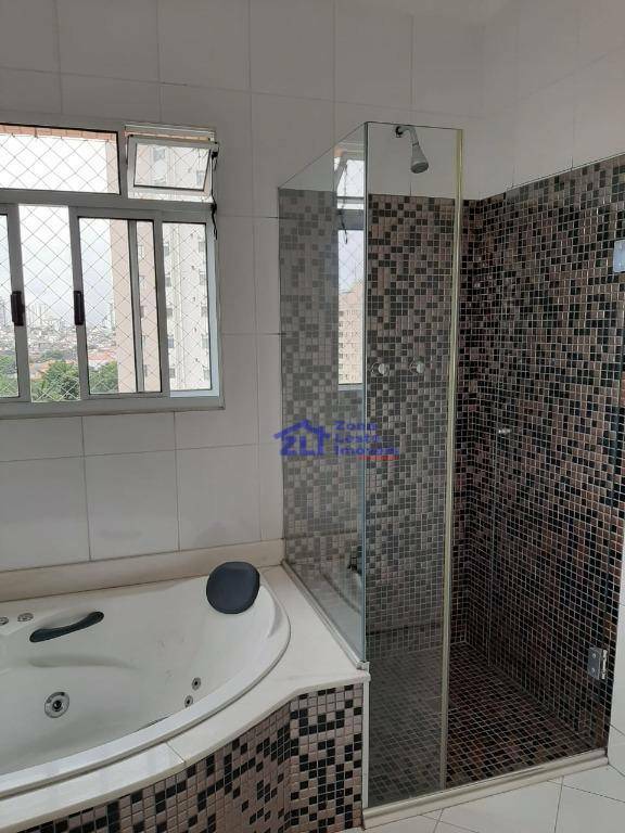 Sobrado à venda com 3 quartos, 200m² - Foto 24