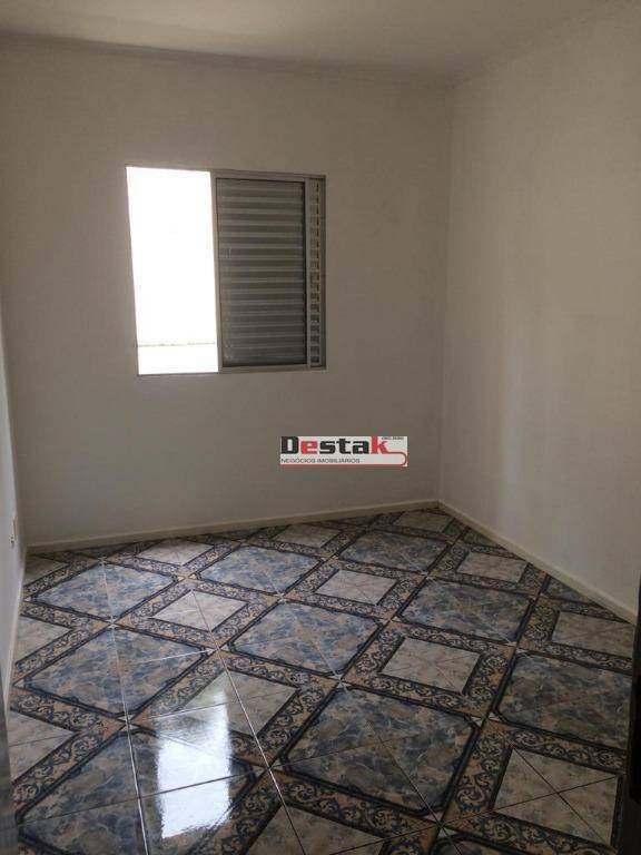 Apartamento à venda com 2 quartos, 50m² - Foto 2