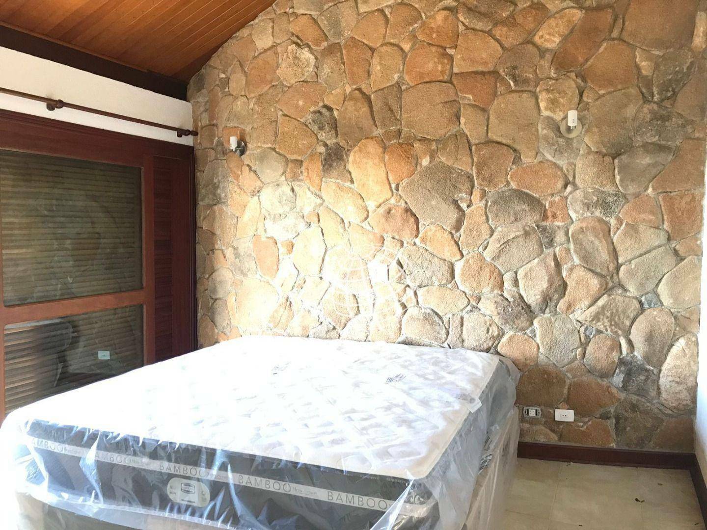 Casa de Condomínio à venda e aluguel com 3 quartos, 290m² - Foto 23