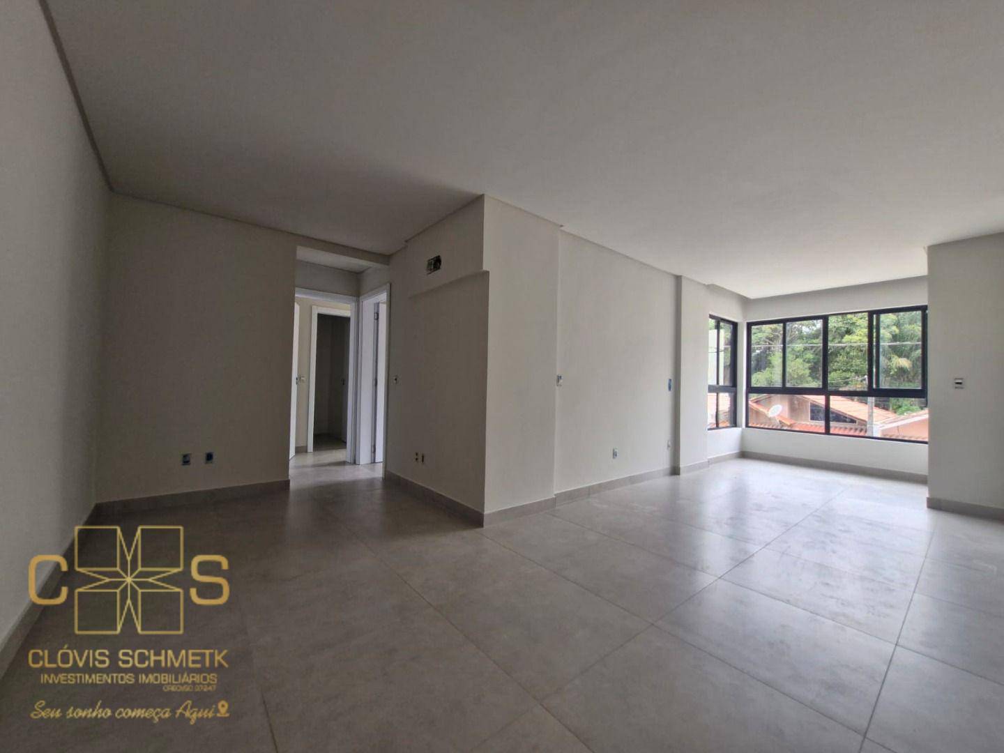 Apartamento à venda com 2 quartos, 69m² - Foto 3