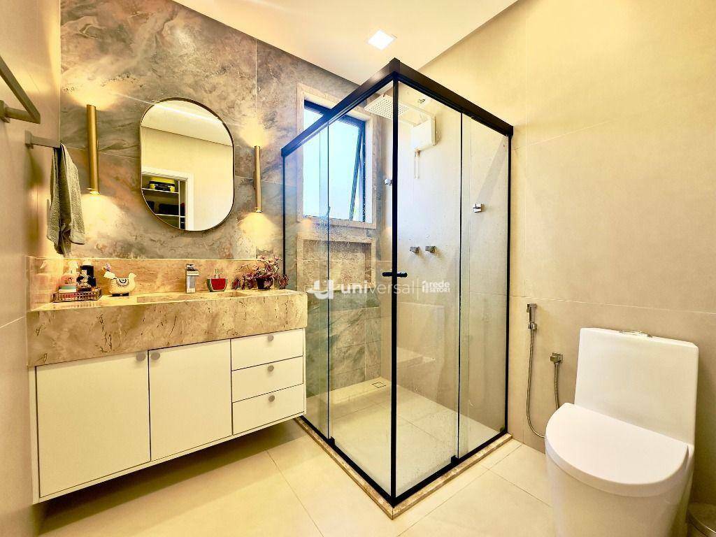 Casa de Condomínio à venda com 4 quartos, 340m² - Foto 17