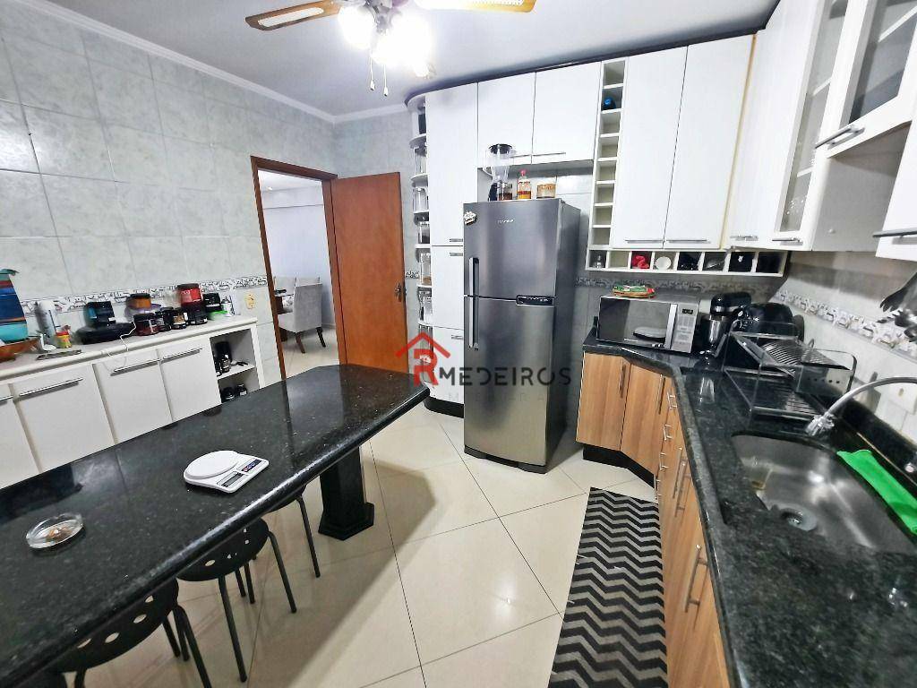 Apartamento à venda com 3 quartos, 120m² - Foto 9