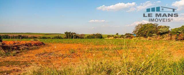 Terreno à venda, 68000M2 - Foto 2