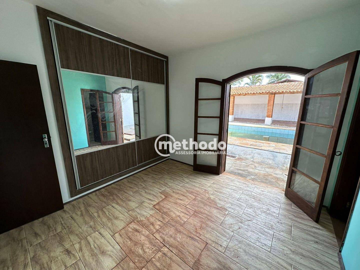 Casa para alugar com 3 quartos, 362m² - Foto 9