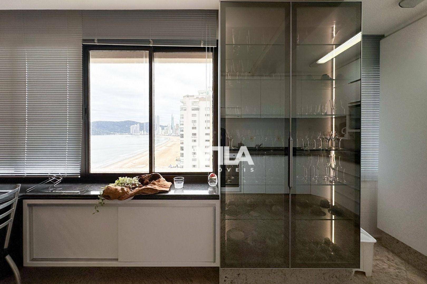 Apartamento à venda com 4 quartos, 280m² - Foto 23