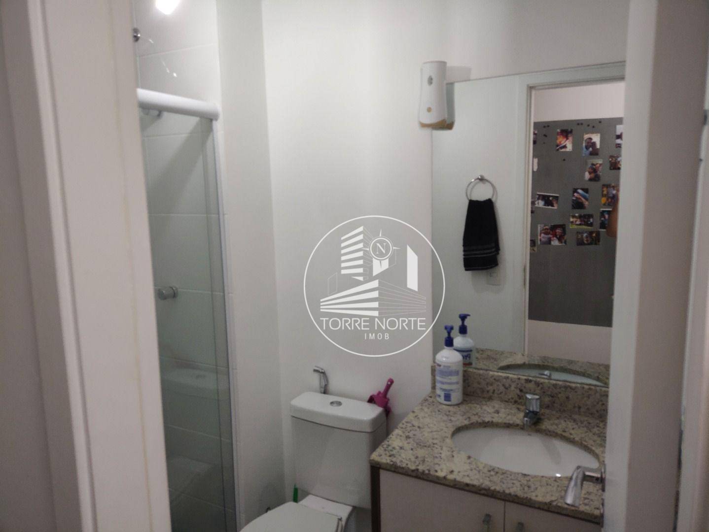 Apartamento à venda com 2 quartos, 62m² - Foto 10