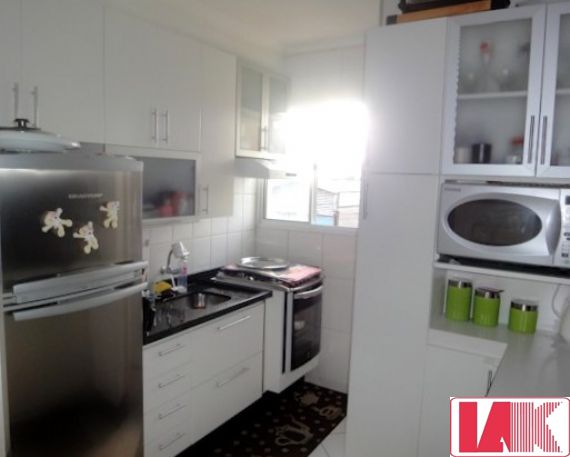 Apartamento à venda com 2 quartos, 48m² - Foto 2