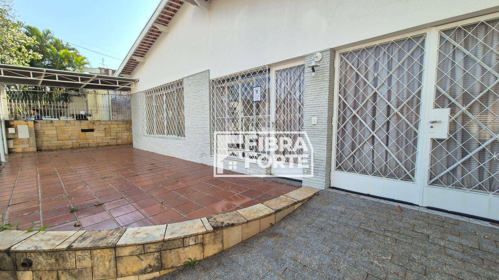 Casa à venda com 3 quartos, 150m² - Foto 2