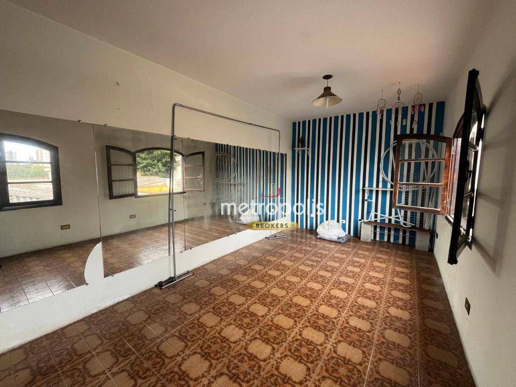 Casa à venda com 4 quartos, 240m² - Foto 44