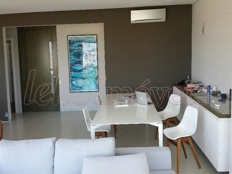 Apartamento para alugar com 3 quartos, 190m² - Foto 13