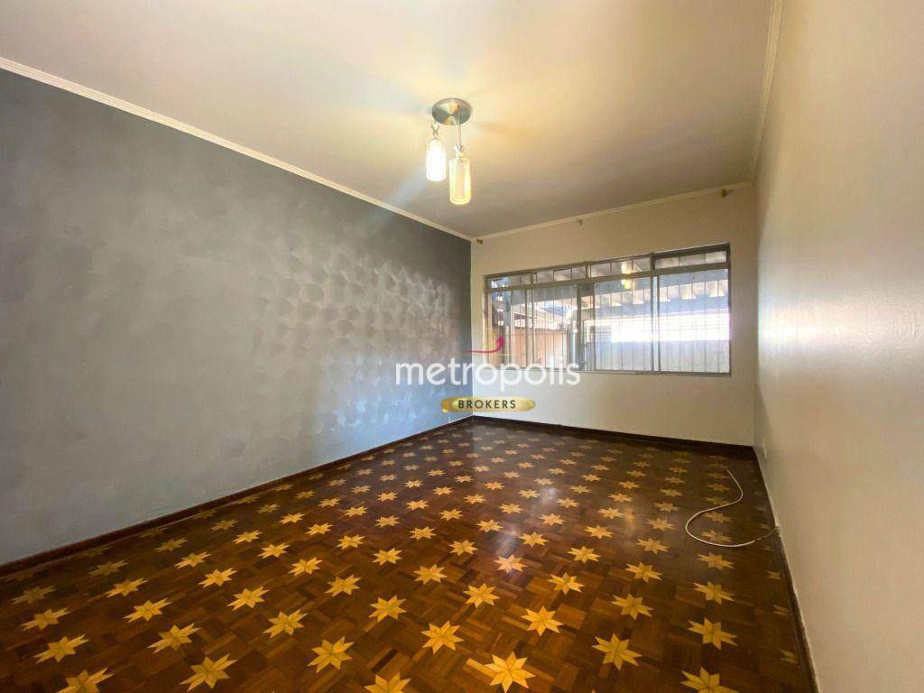 Sobrado à venda com 3 quartos, 200m² - Foto 1