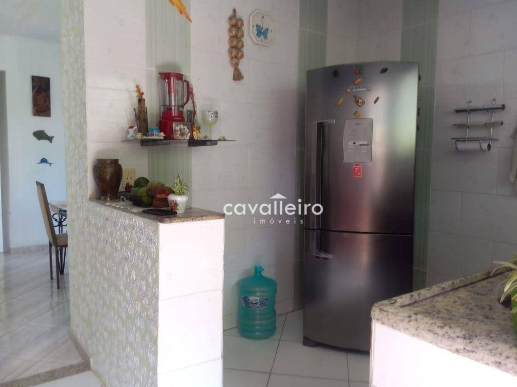 Casa de Condomínio à venda com 3 quartos, 270m² - Foto 15