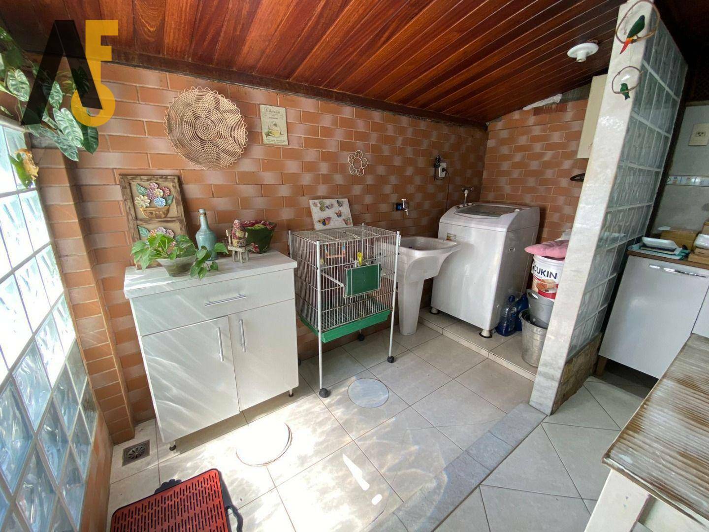 Casa de Condomínio à venda com 4 quartos, 140m² - Foto 13