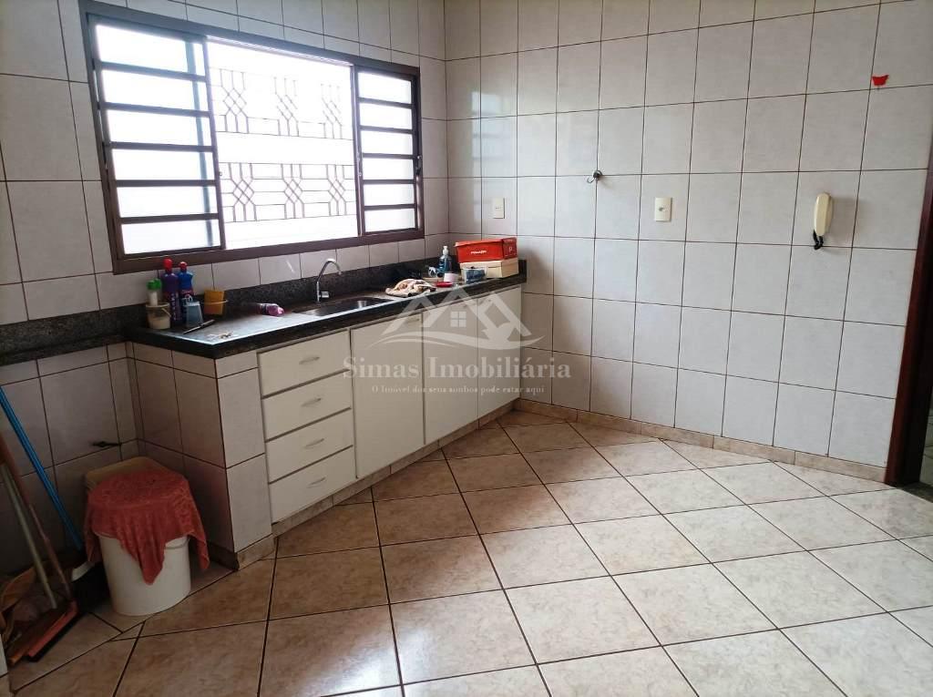 Casa à venda com 2 quartos, 145m² - Foto 16