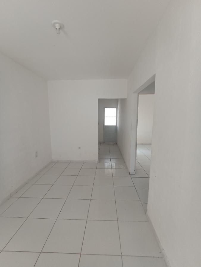 Casa para alugar com 2 quartos, 160m² - Foto 4