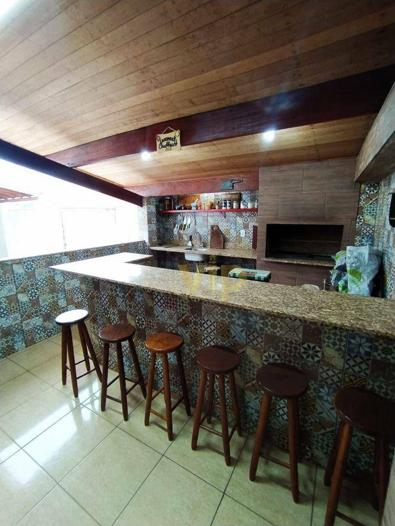 Casa à venda com 3 quartos, 200m² - Foto 8