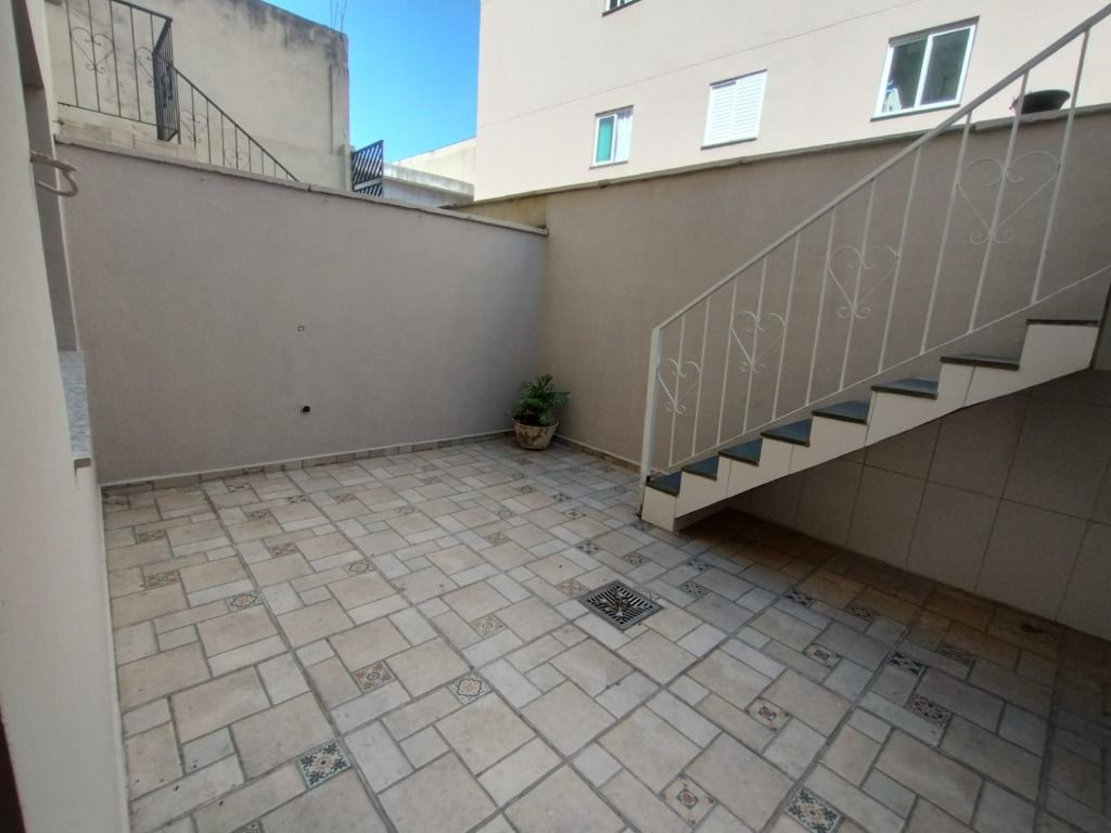 Sobrado para alugar com 3 quartos, 204m² - Foto 31