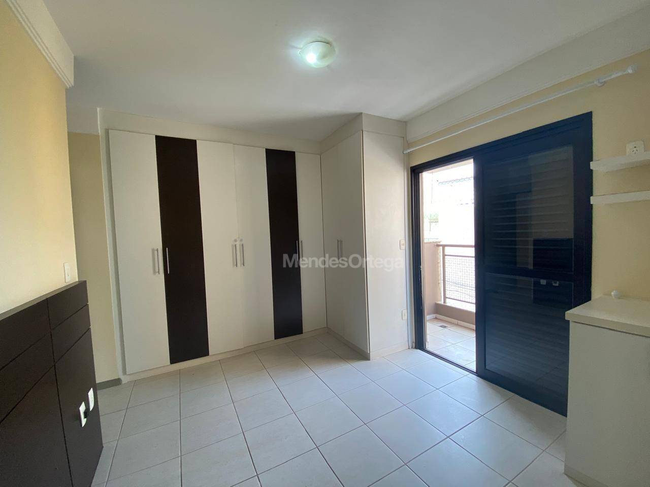 Apartamento para alugar com 3 quartos, 93m² - Foto 9