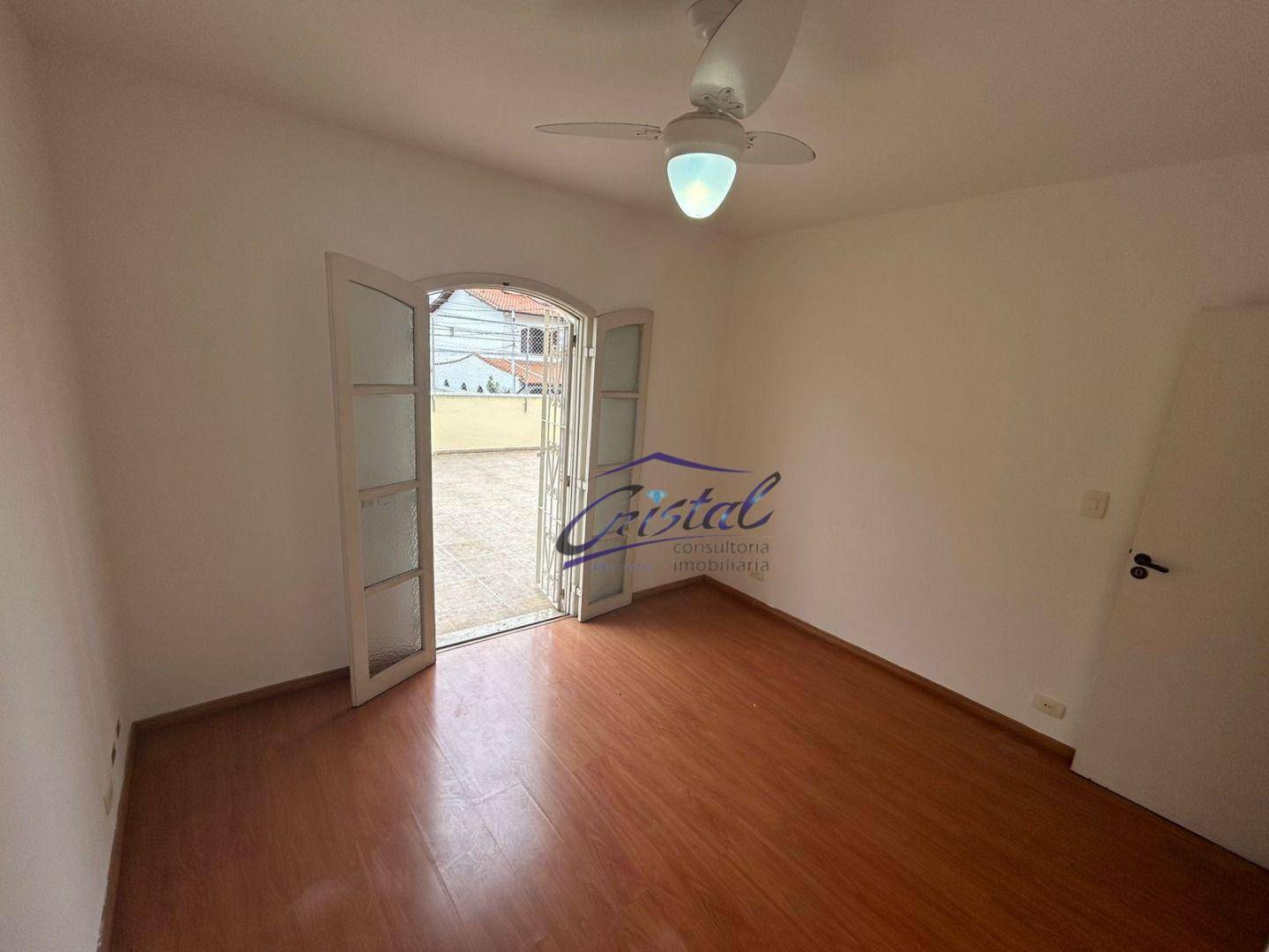 Casa à venda com 4 quartos, 120m² - Foto 18