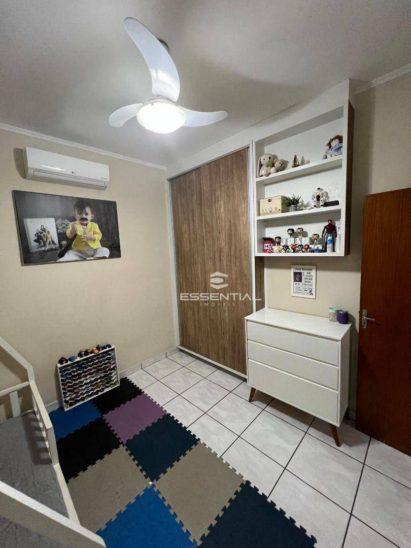 Casa à venda com 2 quartos, 90m² - Foto 7