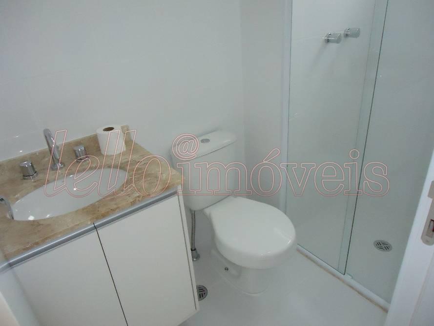 Apartamento para alugar com 2 quartos, 73m² - Foto 12