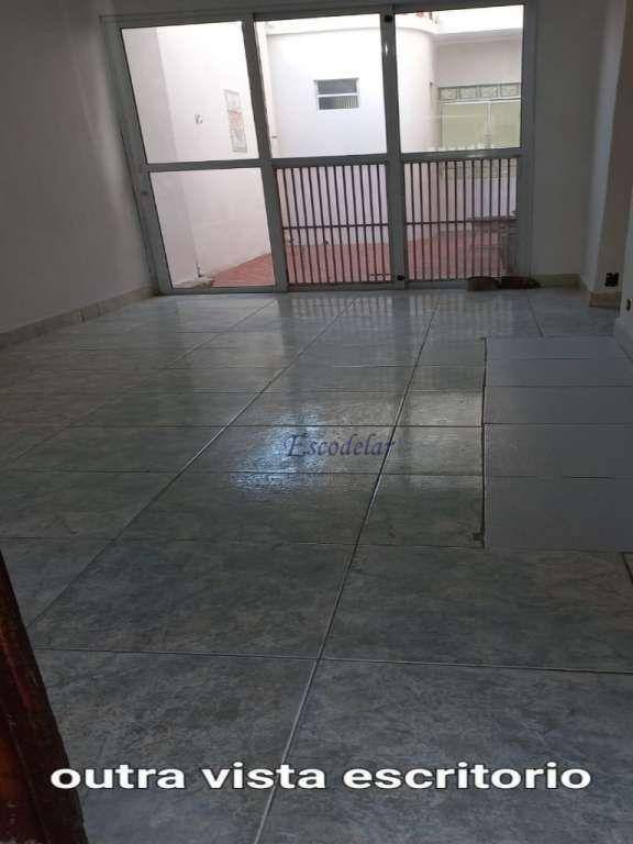 Sobrado à venda com 3 quartos, 200m² - Foto 13