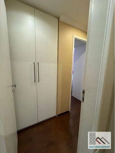 Apartamento para alugar com 3 quartos, 165m² - Foto 9