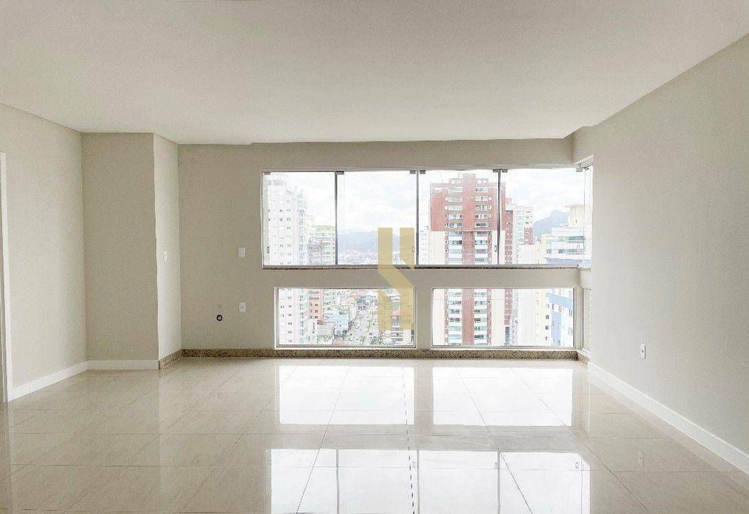 Cobertura à venda com 4 quartos, 205m² - Foto 3