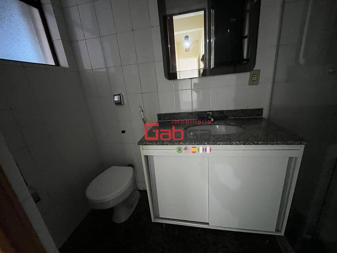 Apartamento à venda com 2 quartos, 70m² - Foto 13