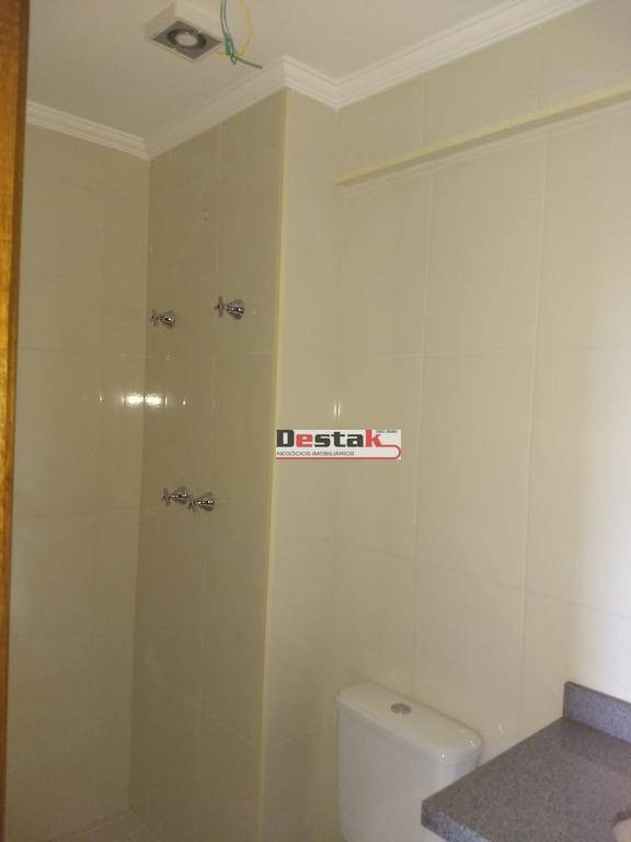 Apartamento à venda com 2 quartos, 58m² - Foto 13