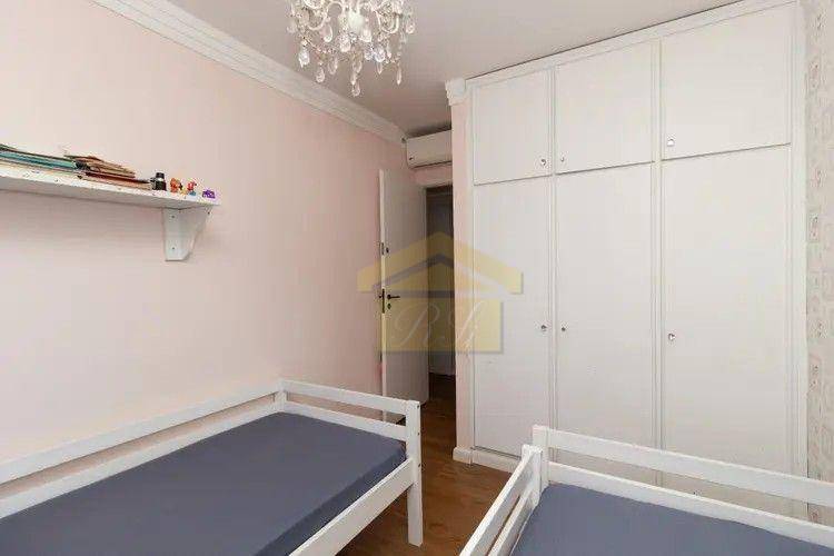 Apartamento à venda com 3 quartos, 95m² - Foto 12