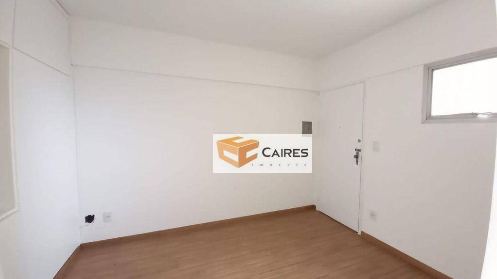 Apartamento à venda com 1 quarto, 42m² - Foto 2