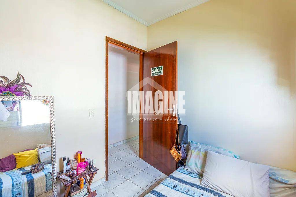 Sobrado à venda com 3 quartos, 220m² - Foto 11