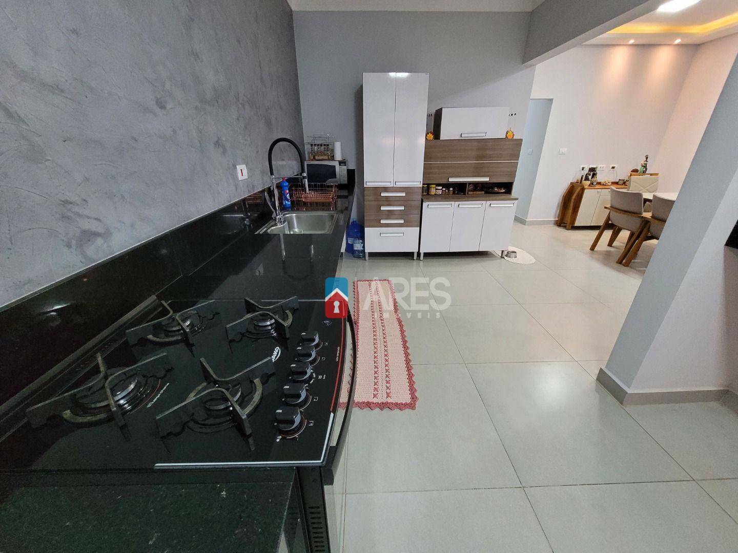 Casa à venda com 2 quartos, 156m² - Foto 6