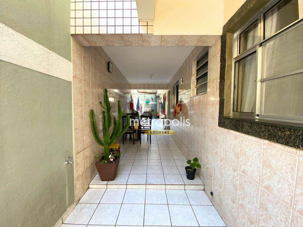 Sobrado à venda com 6 quartos, 280m² - Foto 36