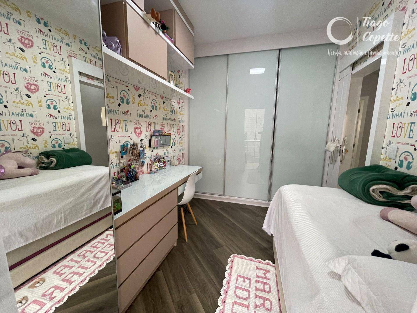 Casa de Condomínio à venda com 3 quartos, 157m² - Foto 2