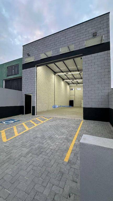 Depósito-Galpão-Armazém para alugar, 186m² - Foto 4