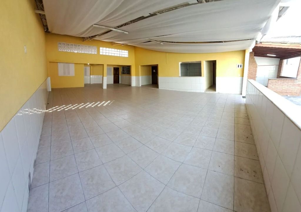 Casa à venda com 3 quartos, 210m² - Foto 16