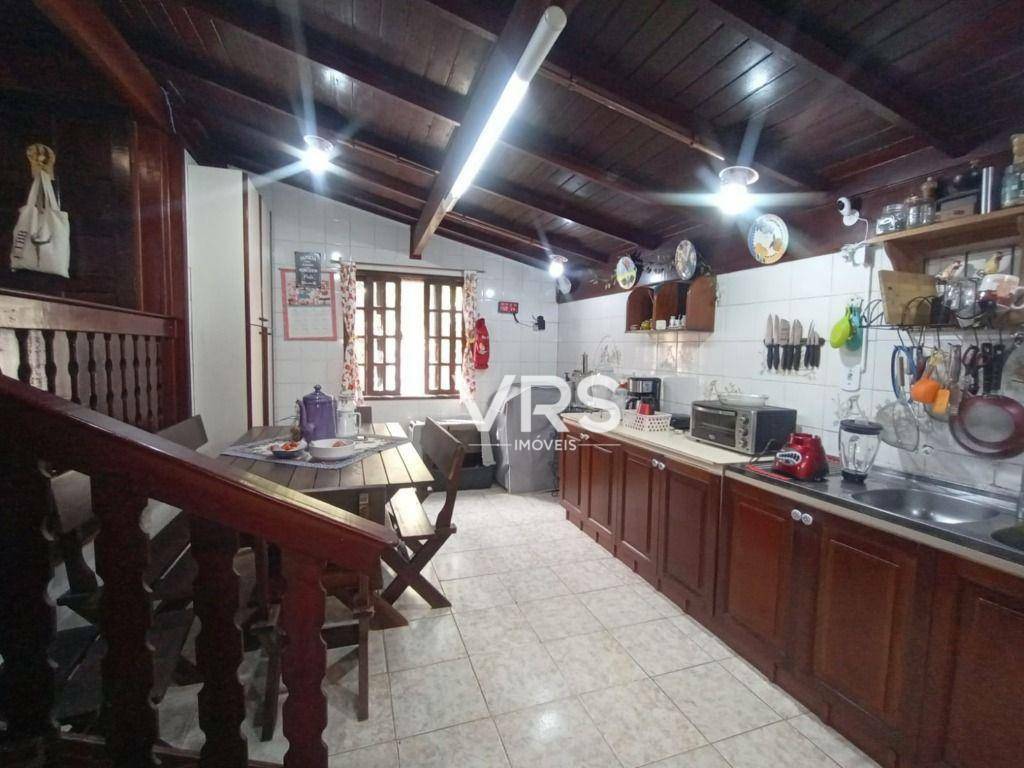 Casa à venda com 3 quartos, 137m² - Foto 44