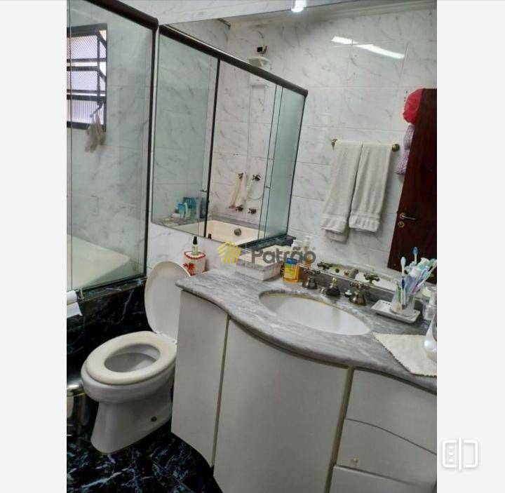 Casa, 4 quartos, 250 m² - Foto 34