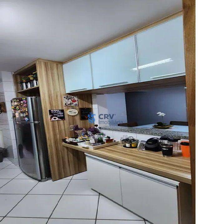 Apartamento à venda com 3 quartos, 76m² - Foto 2