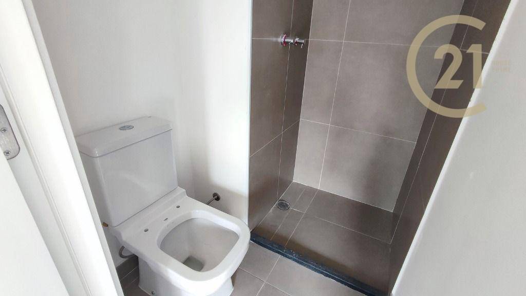 Apartamento à venda com 2 quartos, 67m² - Foto 8